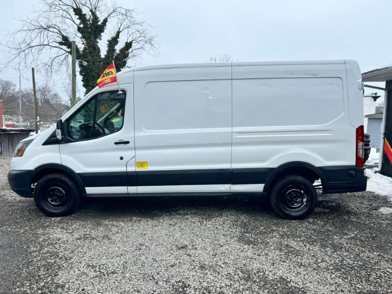 Ford Transit 150 Van Med. Roof w/Sliding Pass. 148-in. WB 2019