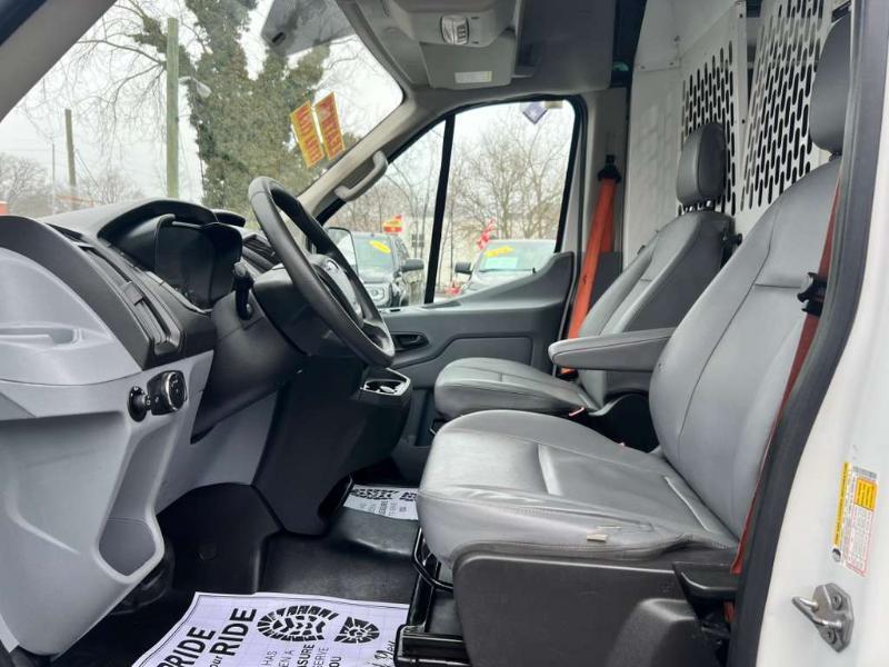 Ford Transit 150 Van Med. Roof w/Sliding Pass. 148-in. WB 2019