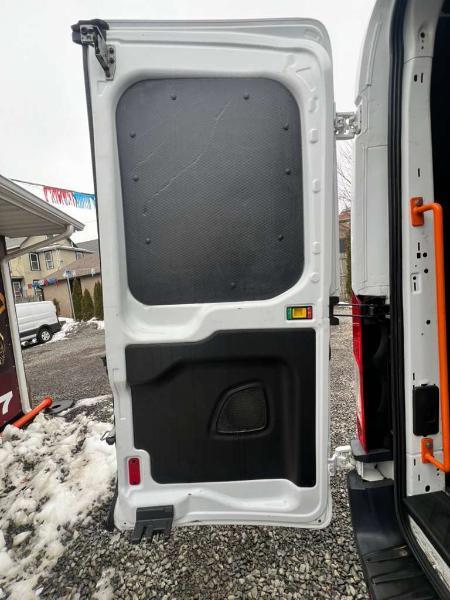 Ford Transit 150 Van Med. Roof w/Sliding Pass. 148-in. WB 2019