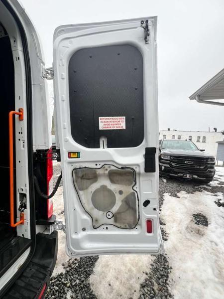 Ford Transit 150 Van Med. Roof w/Sliding Pass. 148-in. WB 2019