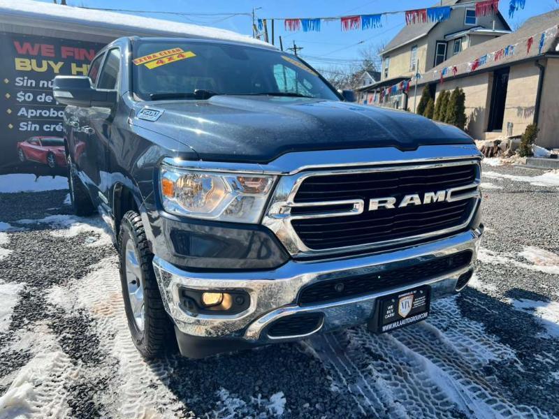 RAM 1500 Big Horn Crew Cab SWB 4WD 2020