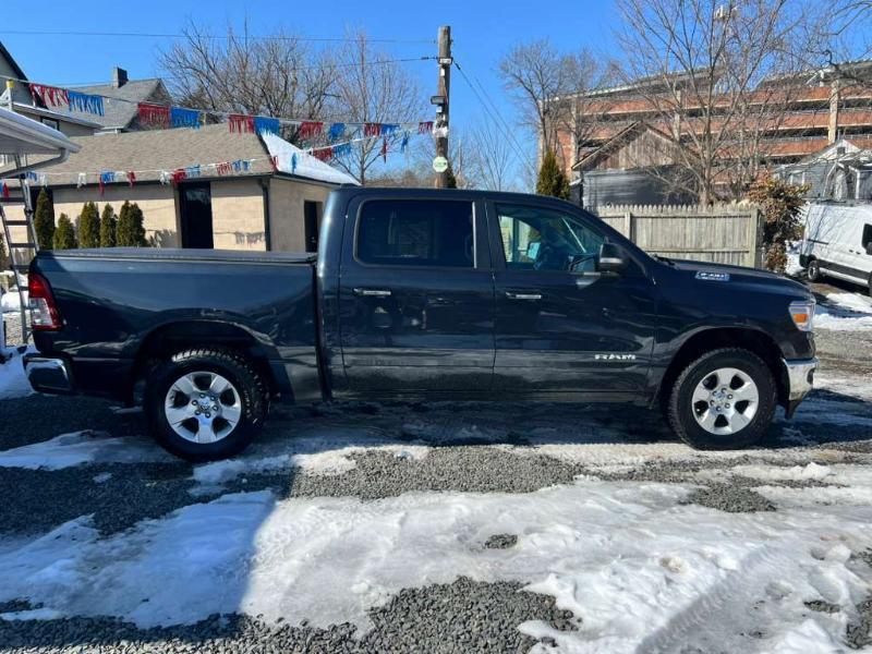 RAM 1500 Big Horn Crew Cab SWB 4WD 2020