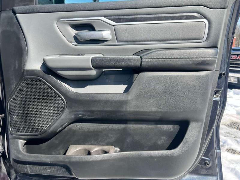 RAM 1500 Big Horn Crew Cab SWB 4WD 2020