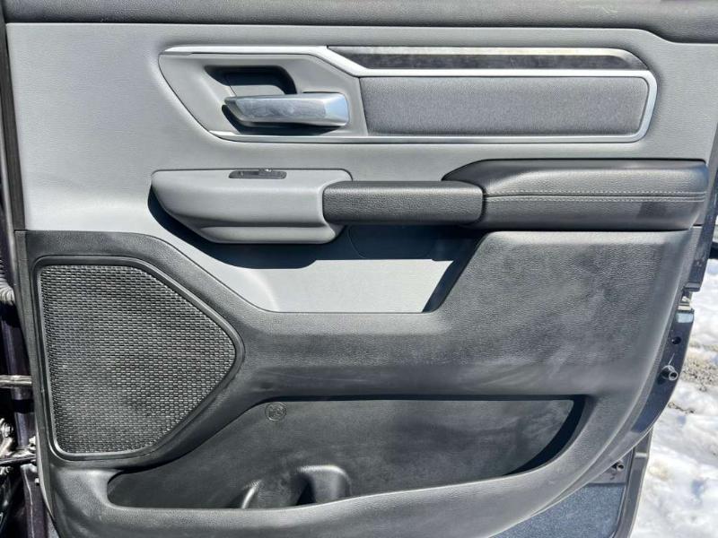 RAM 1500 Big Horn Crew Cab SWB 4WD 2020