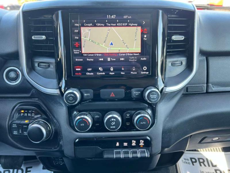 RAM 1500 Big Horn Crew Cab SWB 4WD 2020