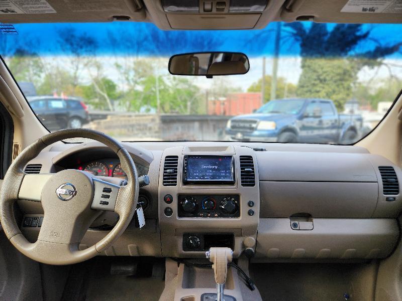 Nissan Frontier LE Crew Cab Long Bed 4WD 2008