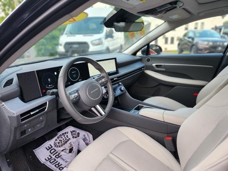 Hyundai Sonata SEL 2024