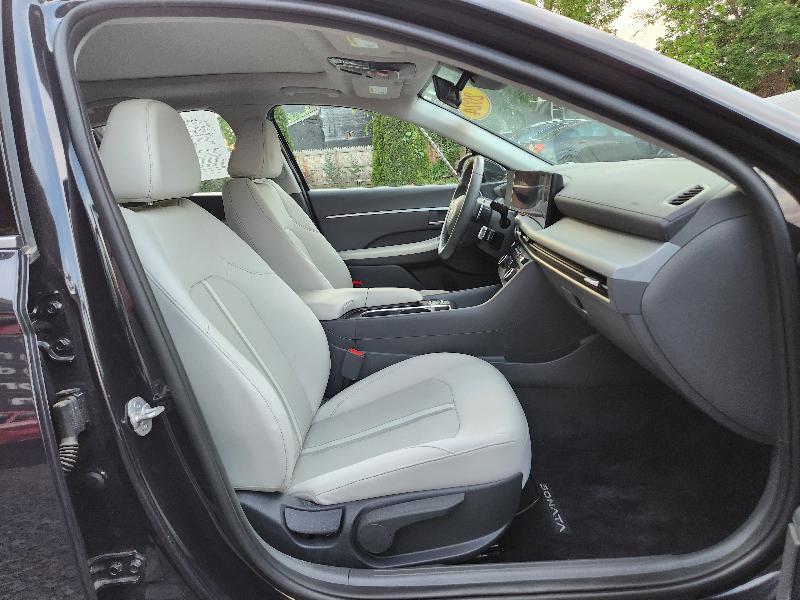 Hyundai Sonata SEL 2024