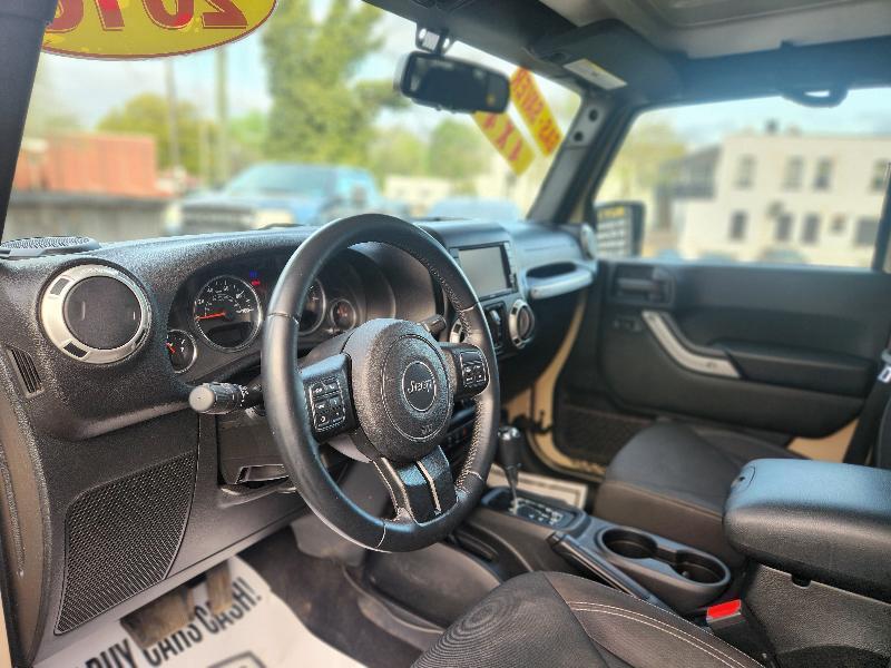 Jeep Wrangler Unlimited Sahara 4WD 2016