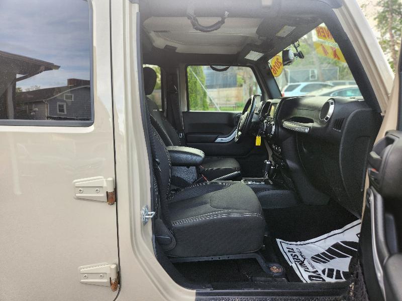 Jeep Wrangler Unlimited Sahara 4WD 2016