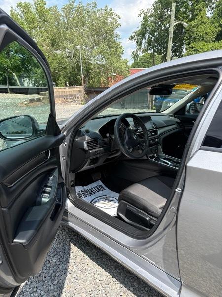 Honda Accord LX CVT 2022