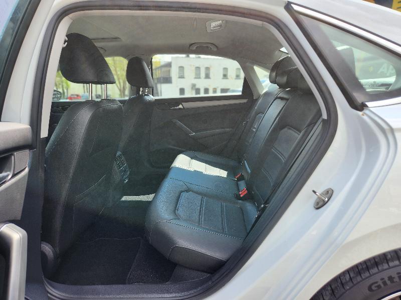 Volkswagen Passat SE 2022