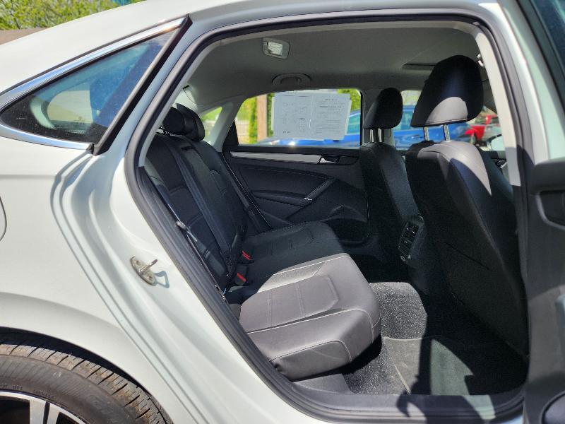 Volkswagen Passat SE 2022