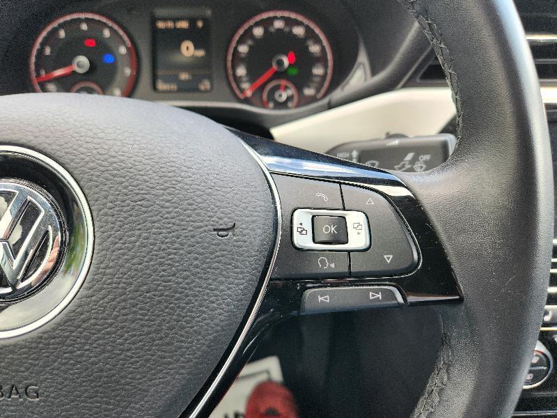 Volkswagen Passat SE 2022