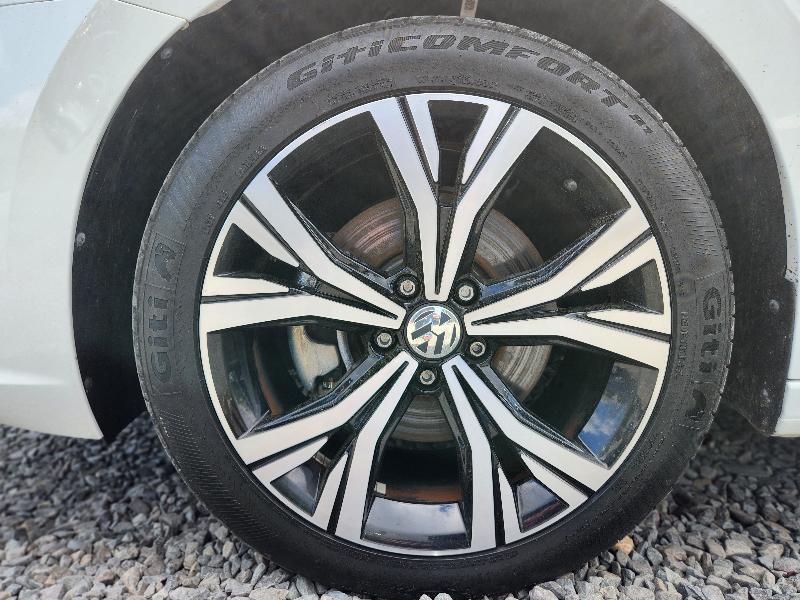 Volkswagen Passat SE 2022