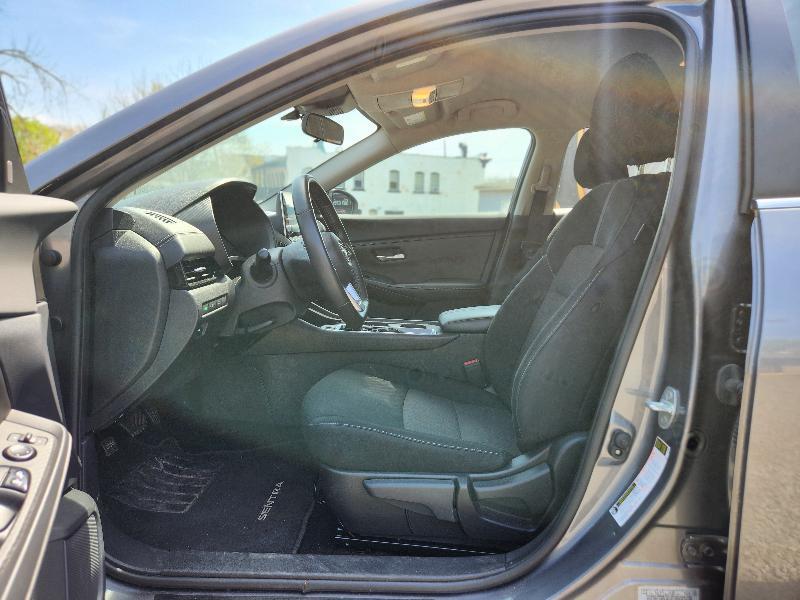 Nissan Sentra SV 2022