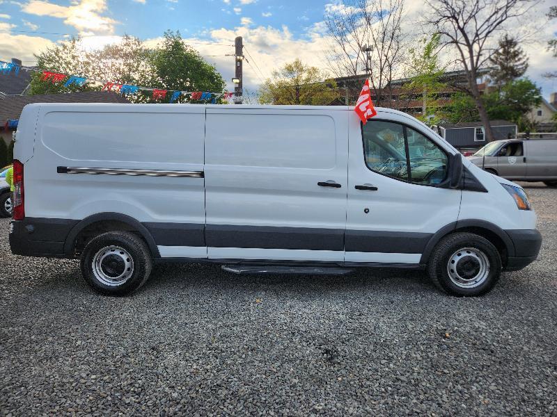 Ford Transit 350 Van Low Roof w/Sliding Pass. 148-in. WB 2018