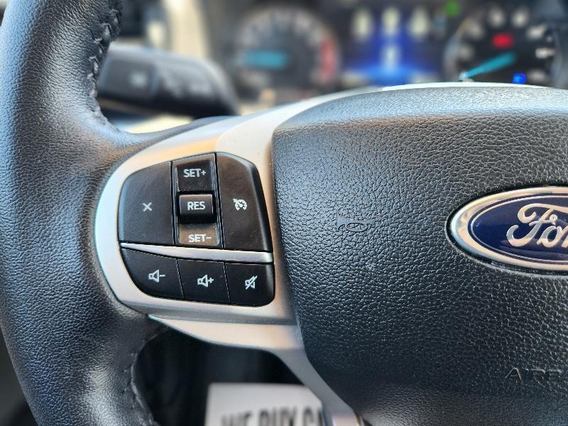 Ford Explorer XLT AWD 2023