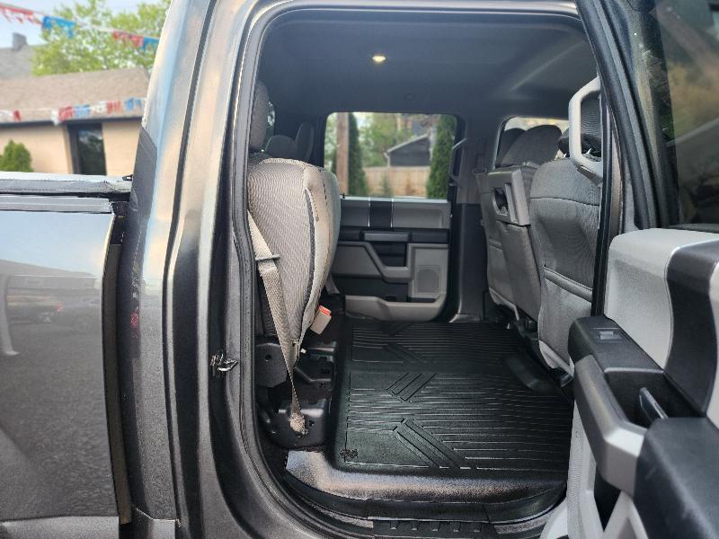 Ford F-150 Lariat SuperCrew 5.5-ft. Bed 4WD 2016