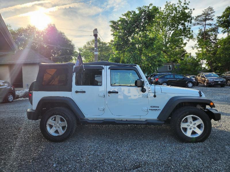 Jeep Wrangler Unlimited Sport 4WD 2016