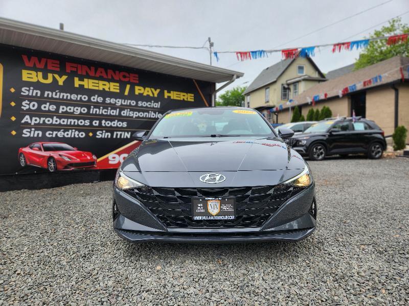 Hyundai Elantra SEL 2023