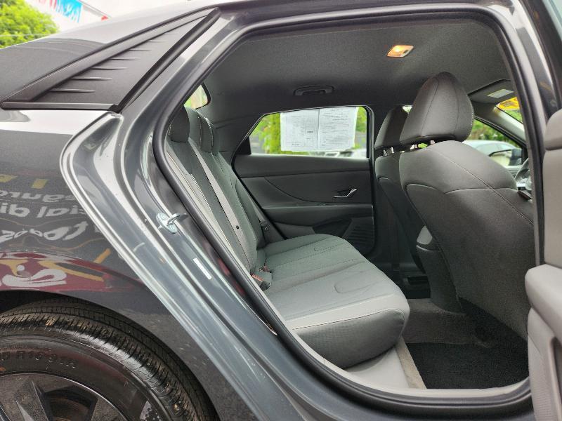 Hyundai Elantra SEL 2023