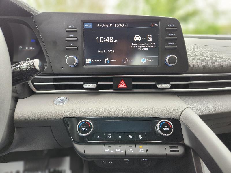 Hyundai Elantra SEL 2023