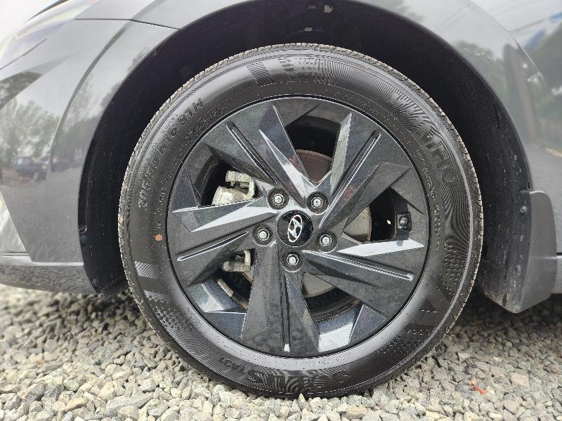 Hyundai Elantra SEL 2023