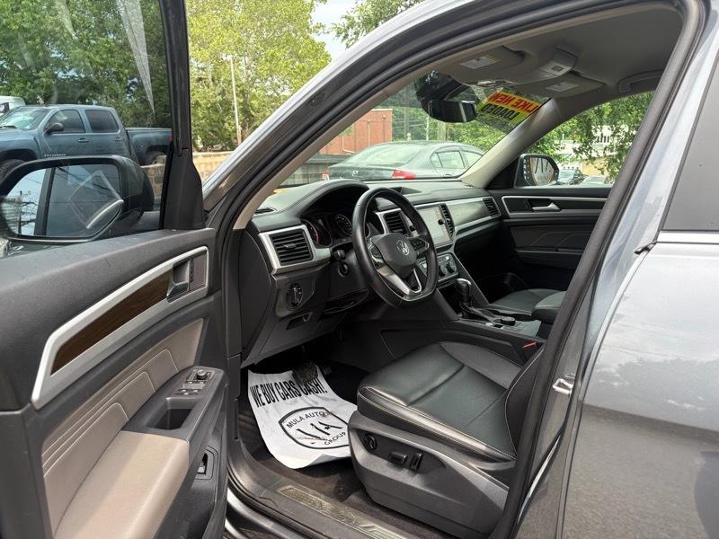 Volkswagen Atlas V6 SE w/Technology 4MOTION 2021
