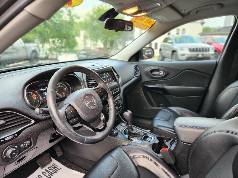 Jeep Cherokee Latitude Plus 4WD 2019