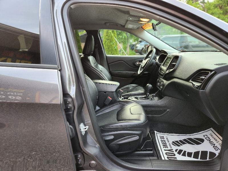 Jeep Cherokee Latitude Plus 4WD 2019