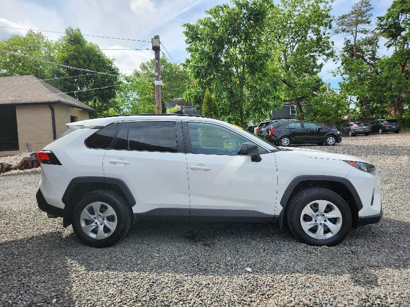 Toyota RAV4 LE AWD 2019