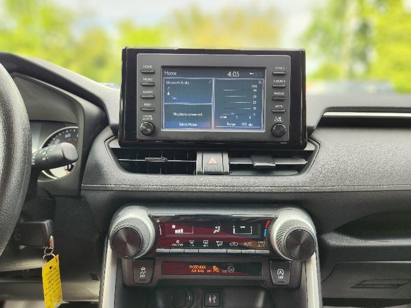 Toyota RAV4 LE AWD 2019