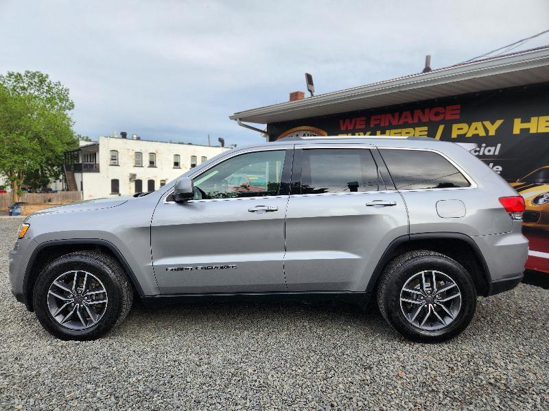 Jeep Grand Cherokee Laredo 4WD 2019