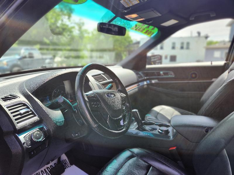 Ford Explorer Limited 4WD 2016