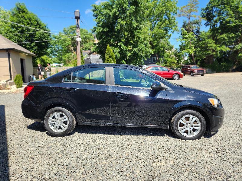 Chevrolet Sonic 2LS Sedan 2012