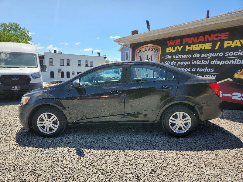Chevrolet Sonic 2LS Sedan 2012