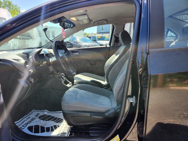 Chevrolet Sonic 2LS Sedan 2012