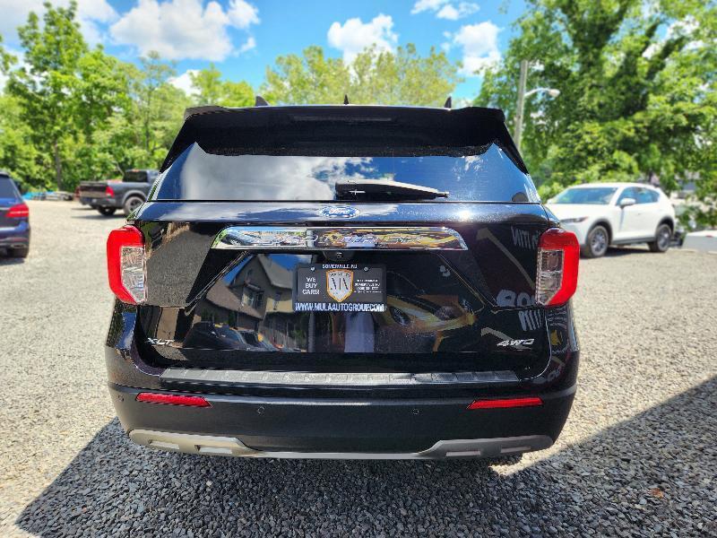 Ford Explorer XLT AWD 2021