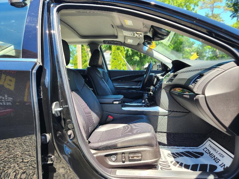 Acura RLX 6-Spd AT w/Technology Package 2017