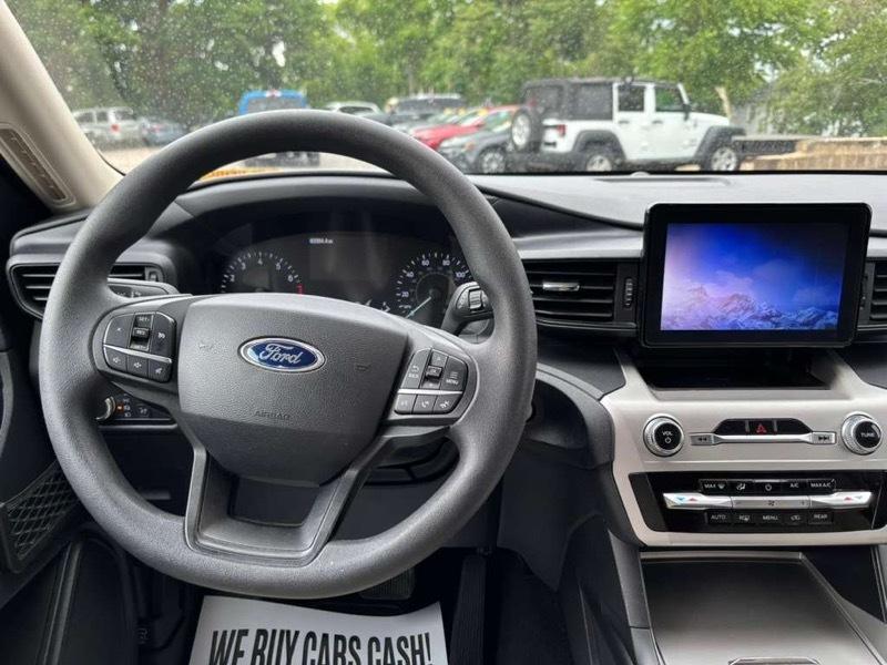 Ford Explorer Base 2021
