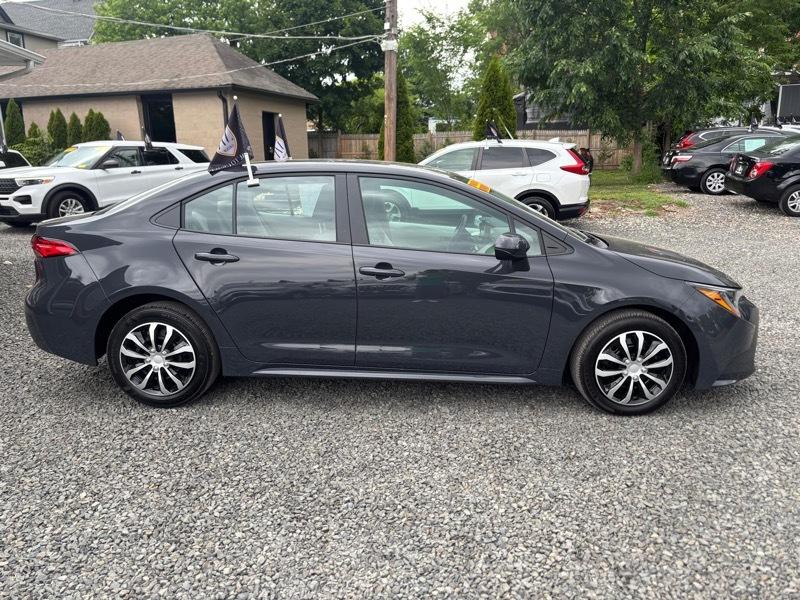 Toyota Corolla LE 2026