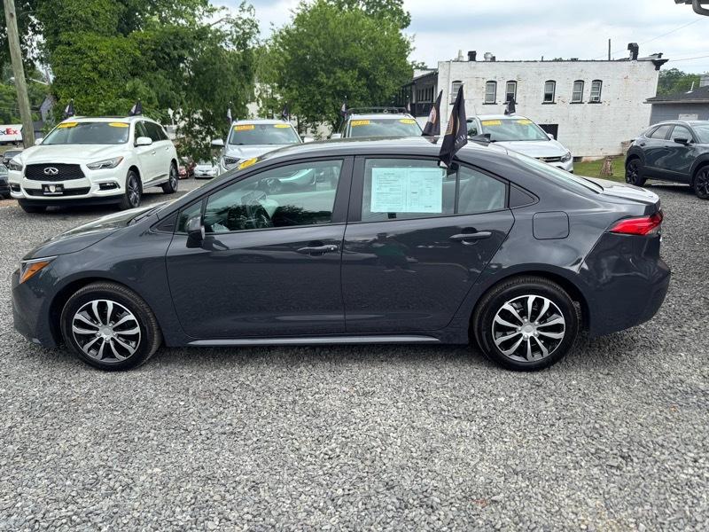 Toyota Corolla LE 2026