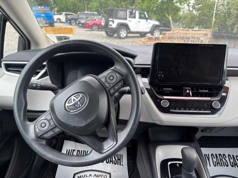 Toyota Corolla LE 2026