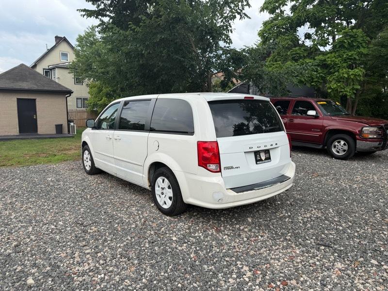 Dodge Grand Caravan Express 2011