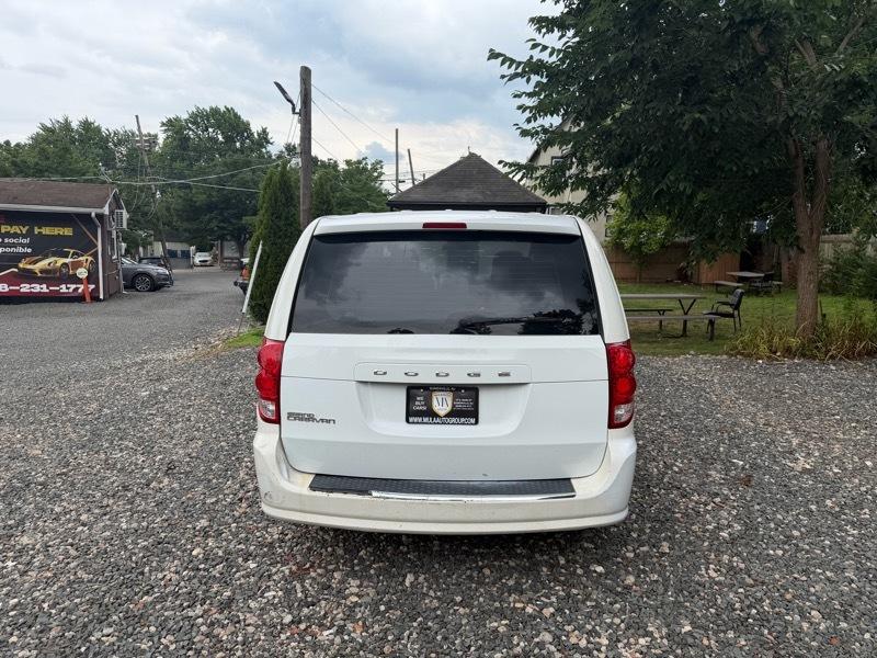 Dodge Grand Caravan Express 2011