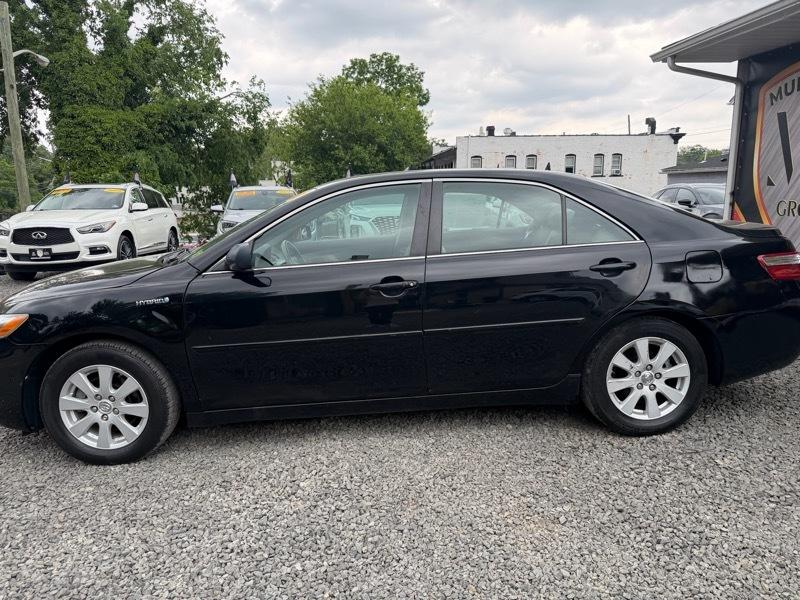Toyota Camry Hybrid Sedan 2009