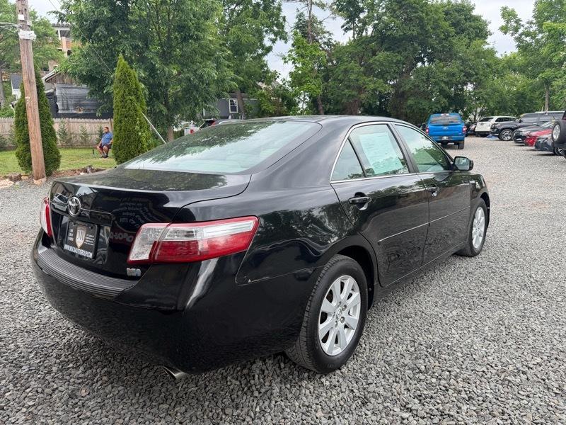 Toyota Camry Hybrid Sedan 2009