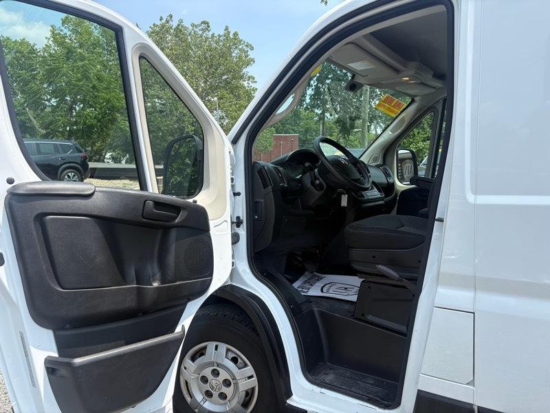 RAM Promaster 1500 Low Roof Tradesman 136-in. WB 2019