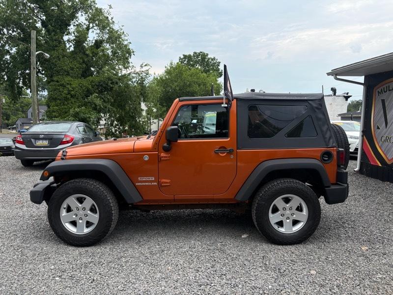 Jeep Wrangler Sport 4WD 2011